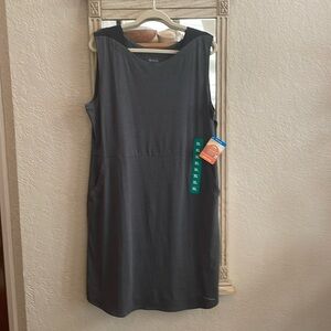Columbia women's sleeveless dress size extra large gray